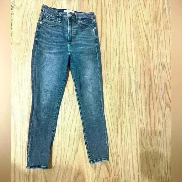 Abercrombie & Fitch Denim - Abercrombie & Fetch The Super Skinny Ankle High Rise Jeans- Size 26 (#150)